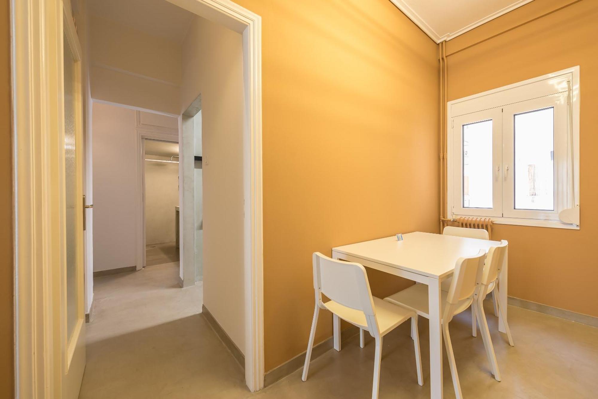 Stylish 2 Bd Urban Retreat Near Panormou Metro Lägenhet Aten Exteriör bild